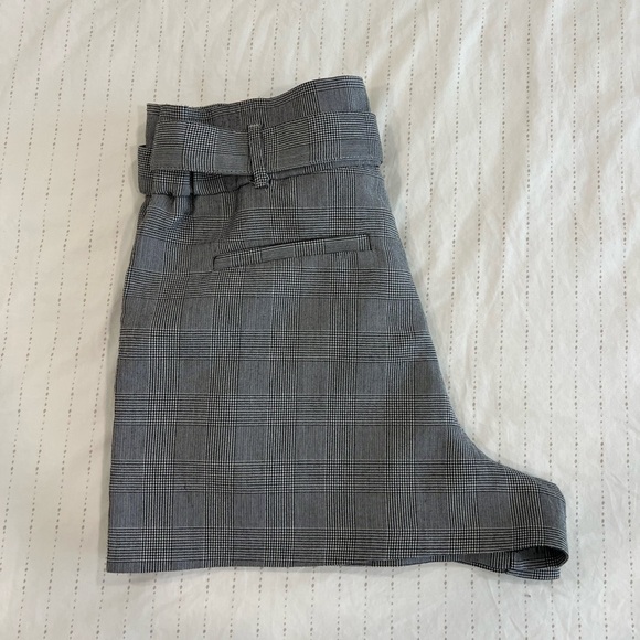 Zara plaid high waisted shorts - Picture 2 of 4